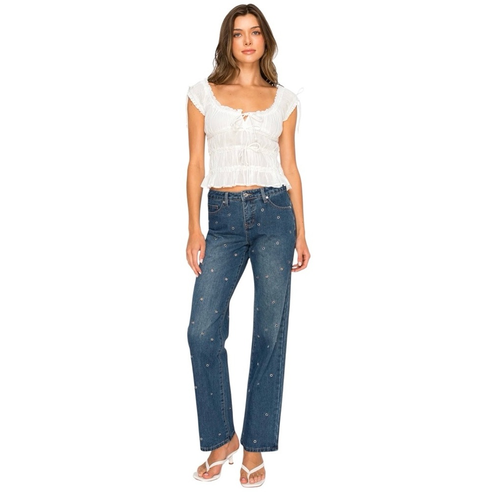 Cali1850 All Over Grommet Low Rise Straight Jeans - Medium Wash size 7/28 - Picture 2 of 14